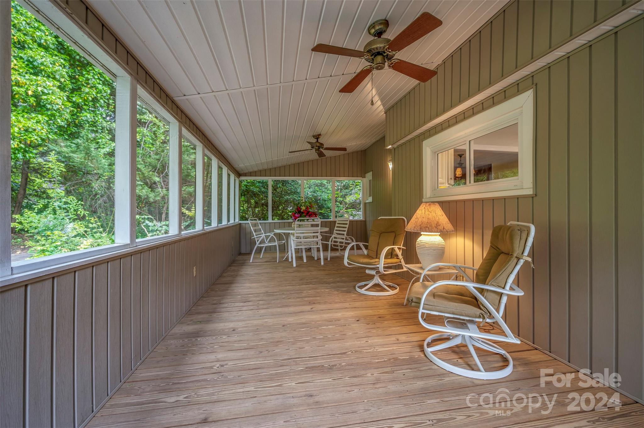 109 N Overlook Terrace