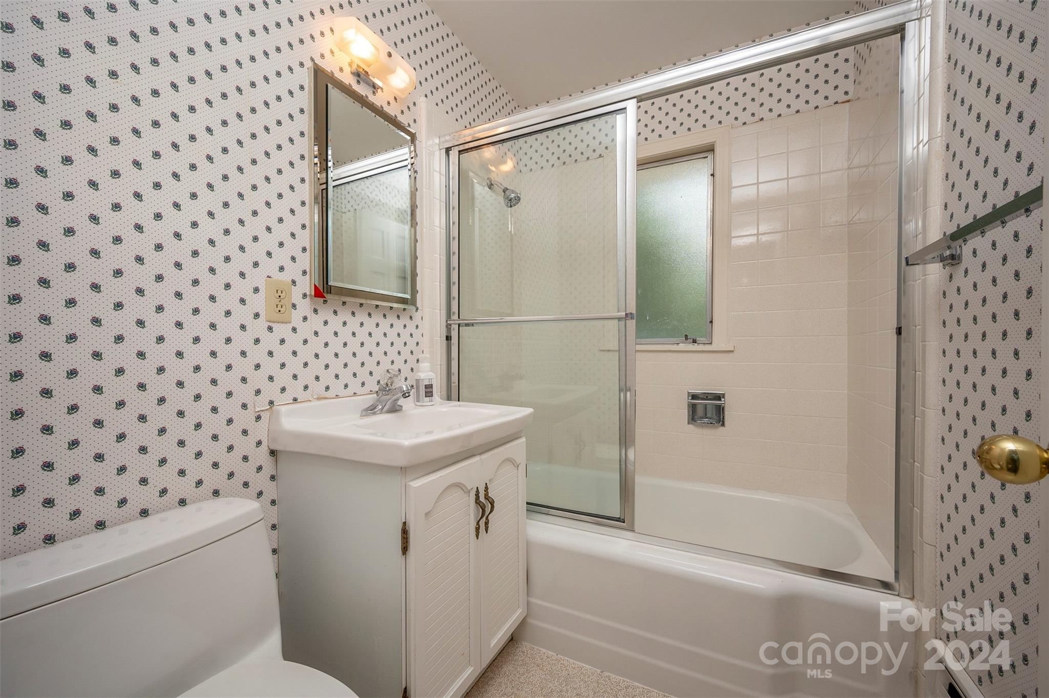 109 N Overlook Terrace