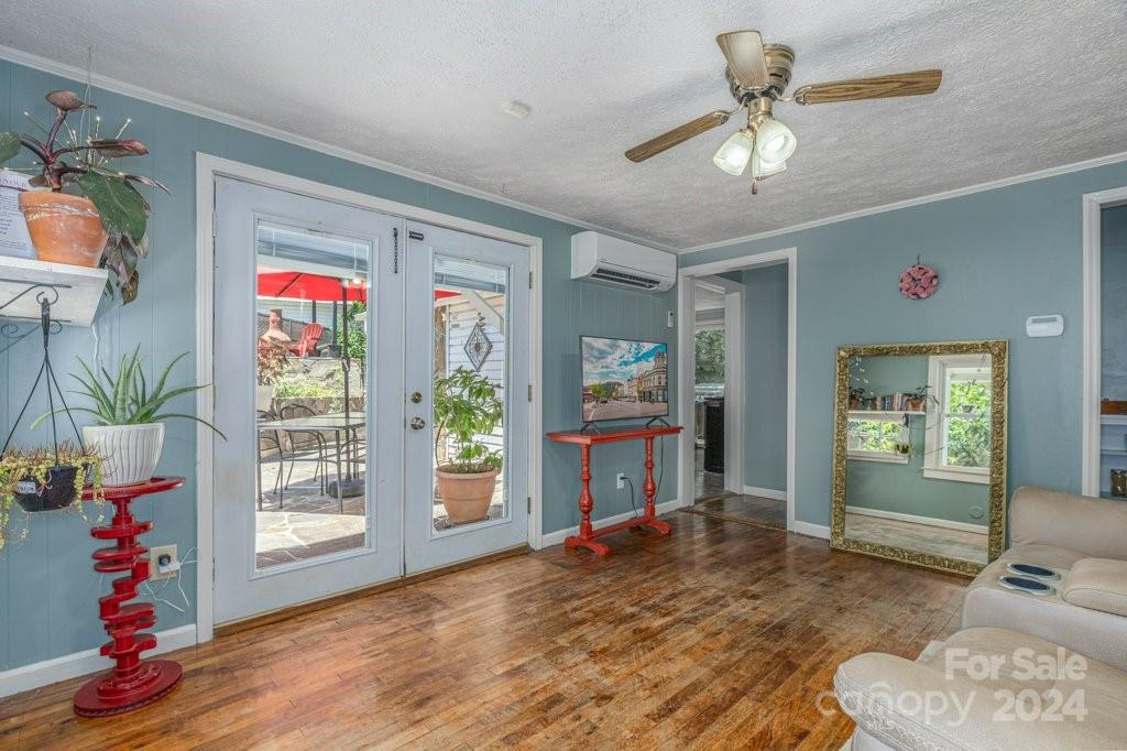 119 Seagle Street