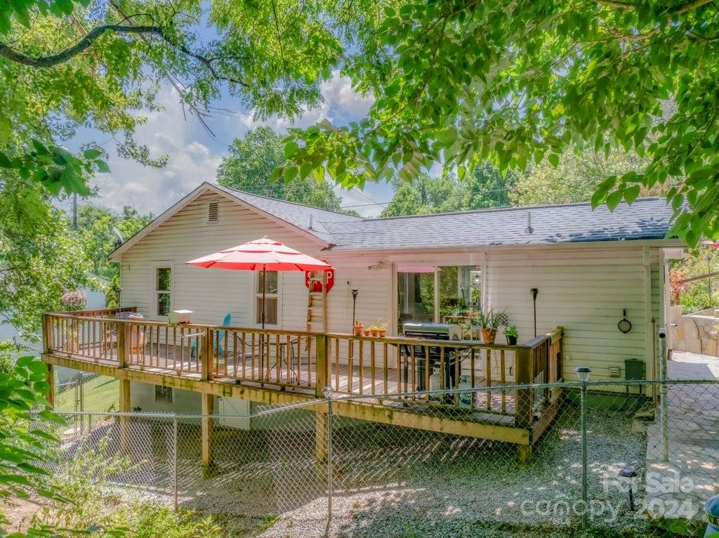 119 Seagle Street