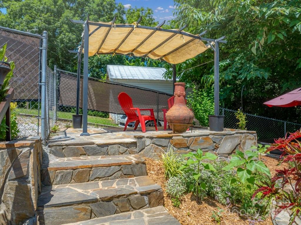 119 Seagle Street