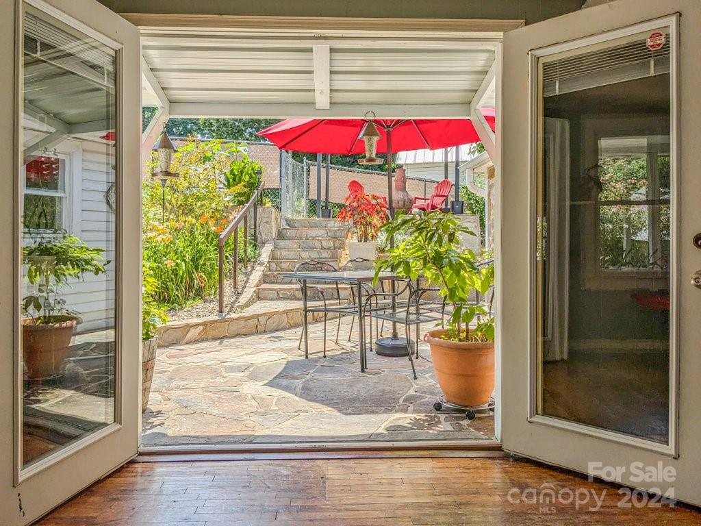 119 Seagle Street