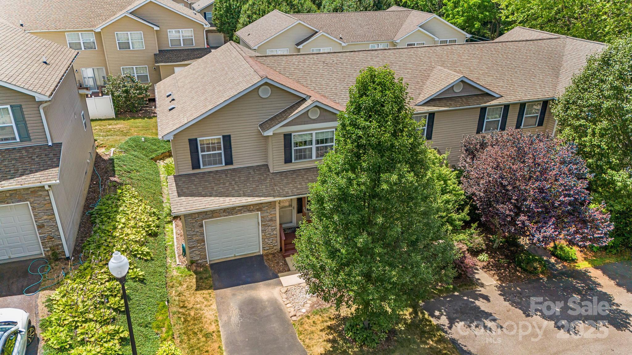 207 Pembrook Road