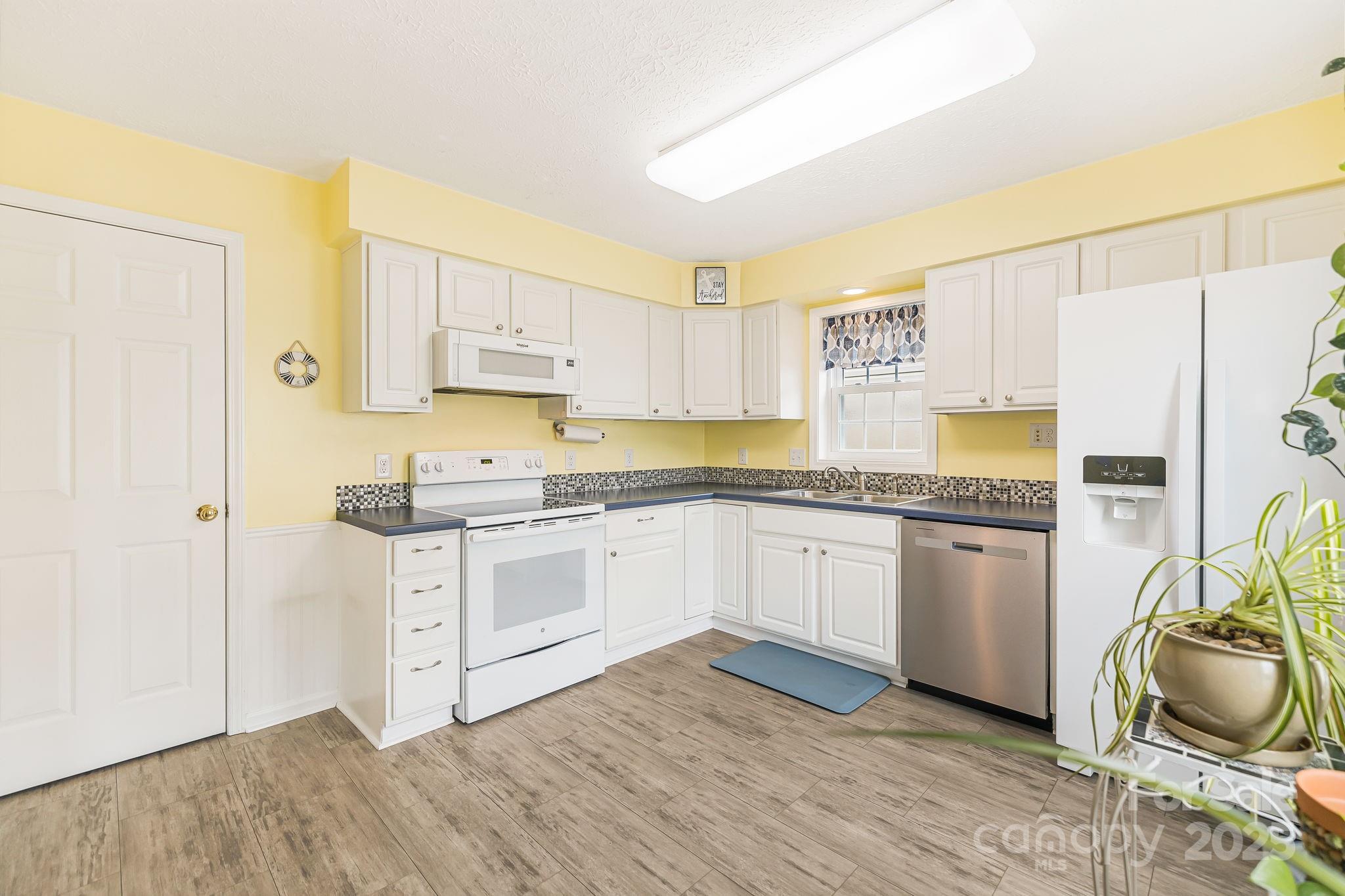 207 Pembrook Road