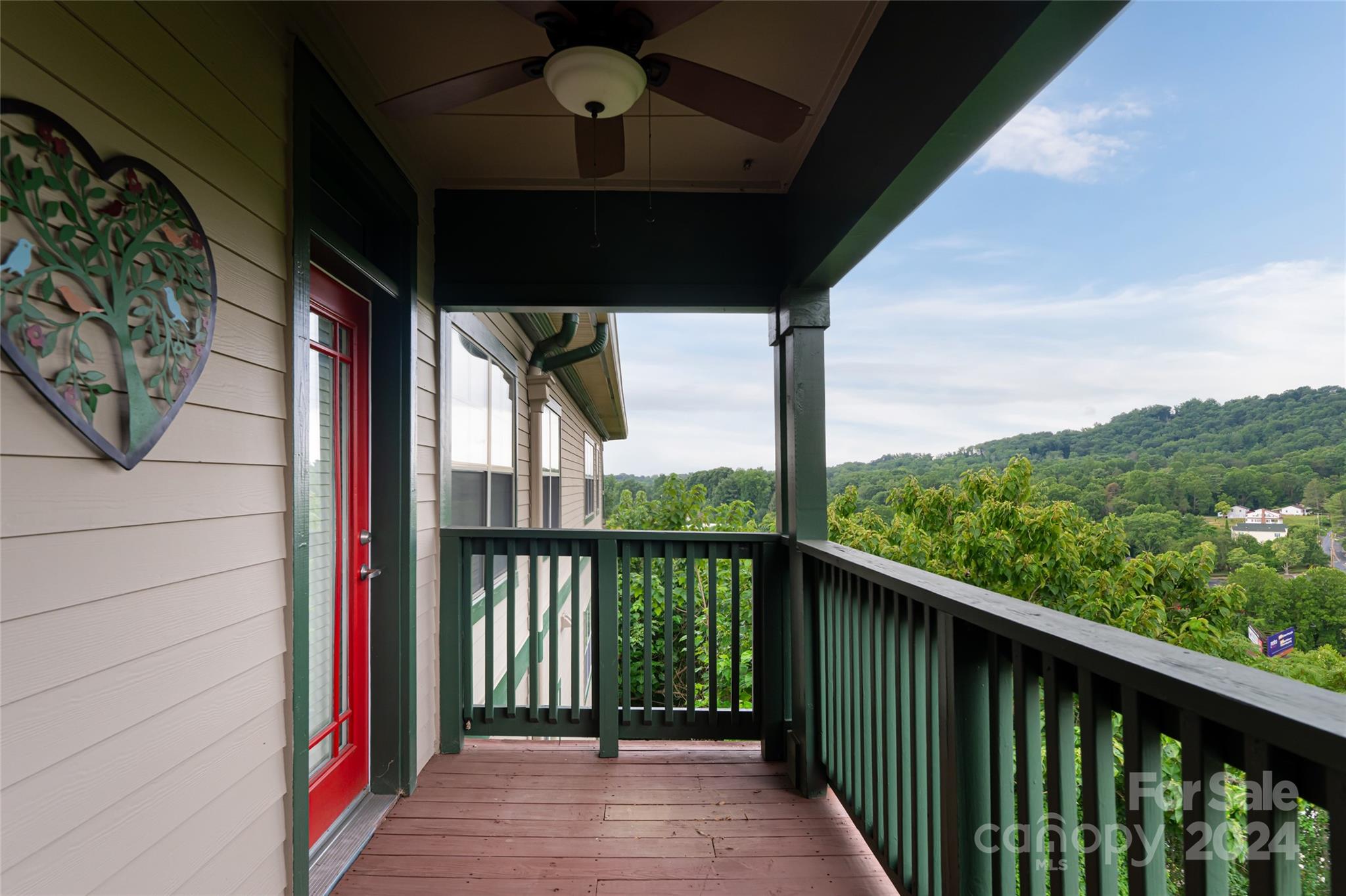 9 Kenilworth Knoll Unit: 422