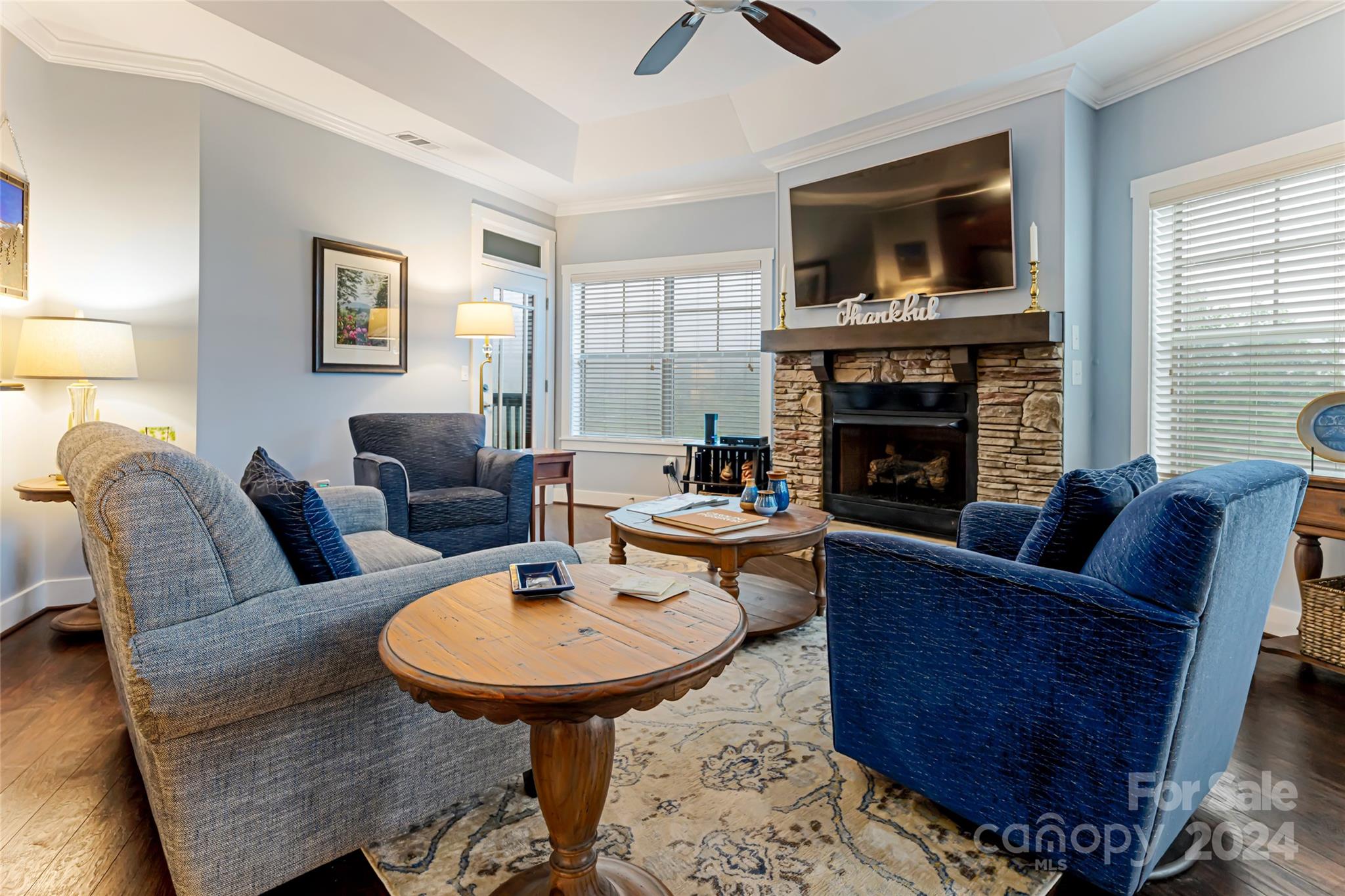 9 Kenilworth Knoll Unit: 422