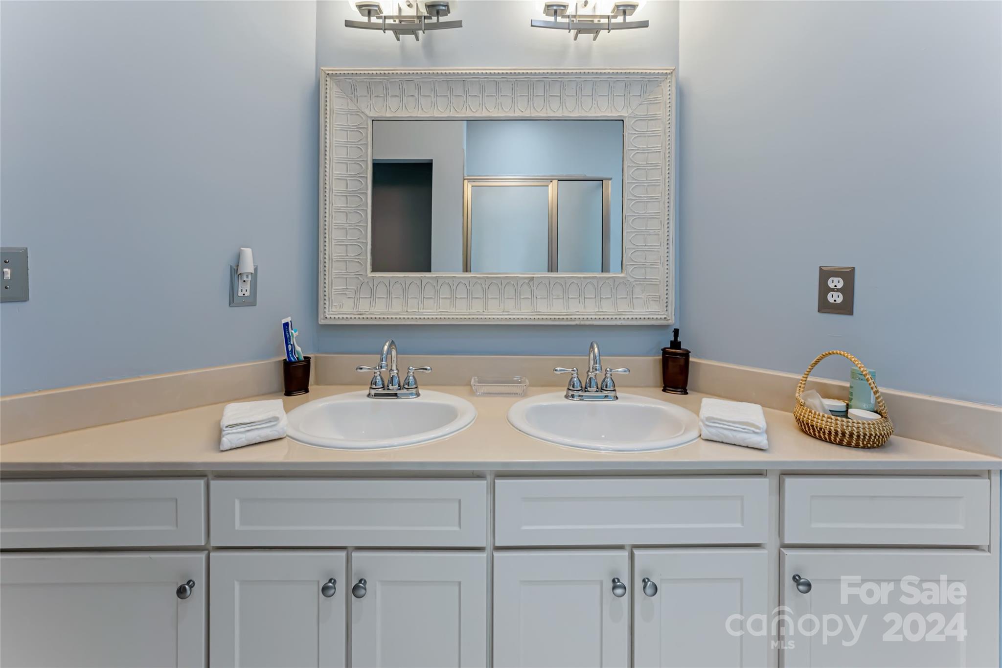 9 Kenilworth Knoll Unit: 422