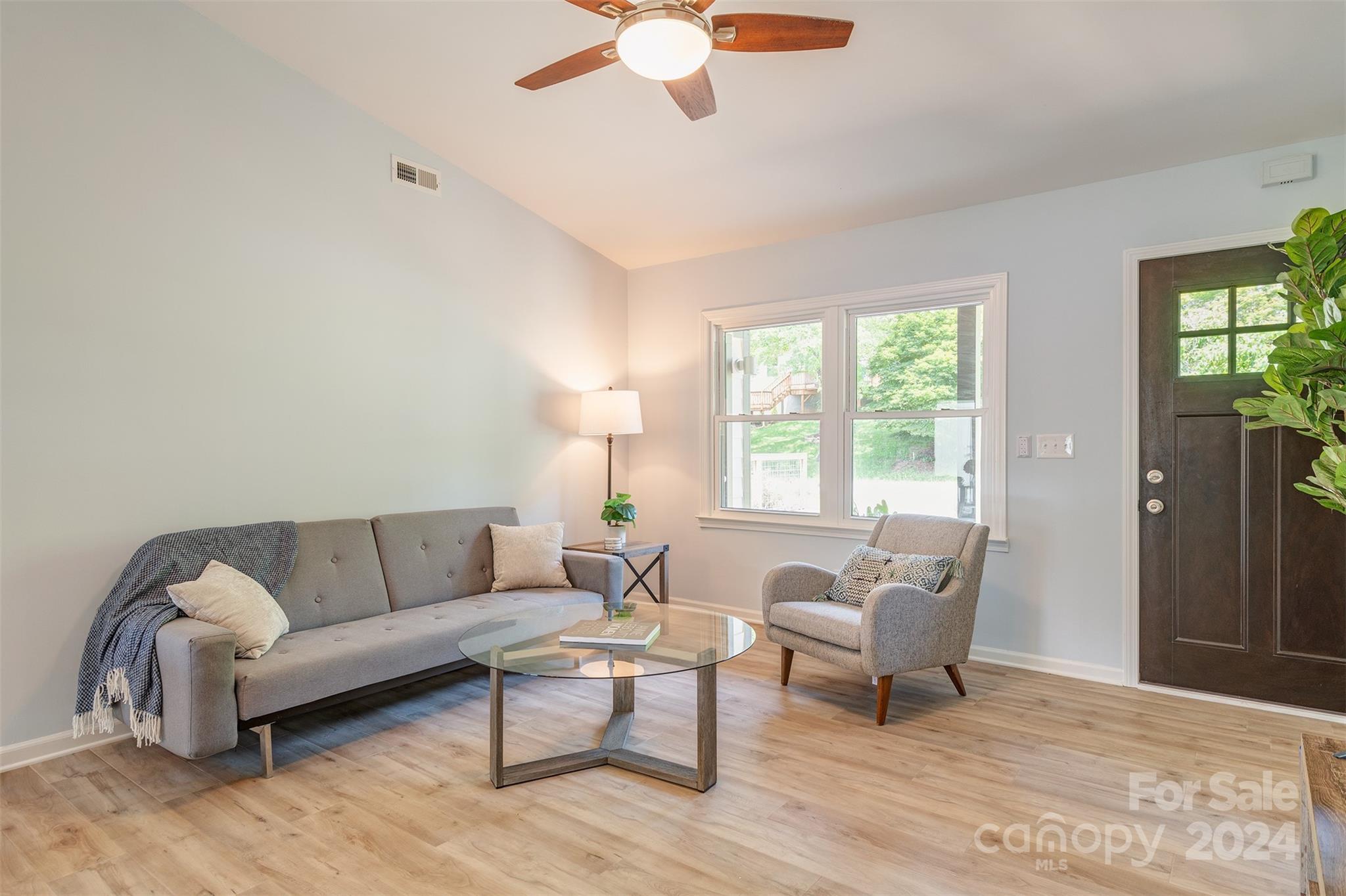 12 Ashwood Drive