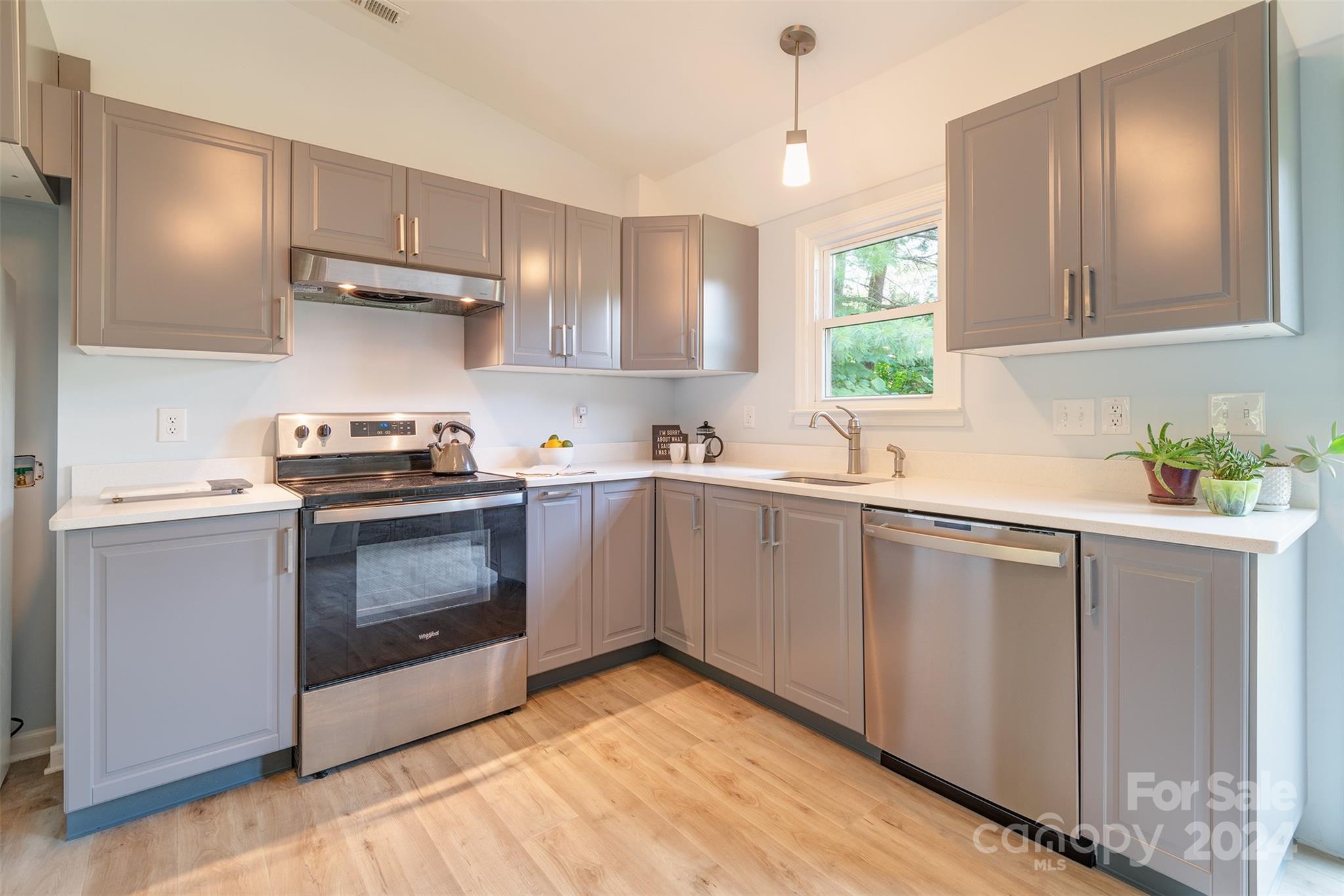 12 Ashwood Drive
