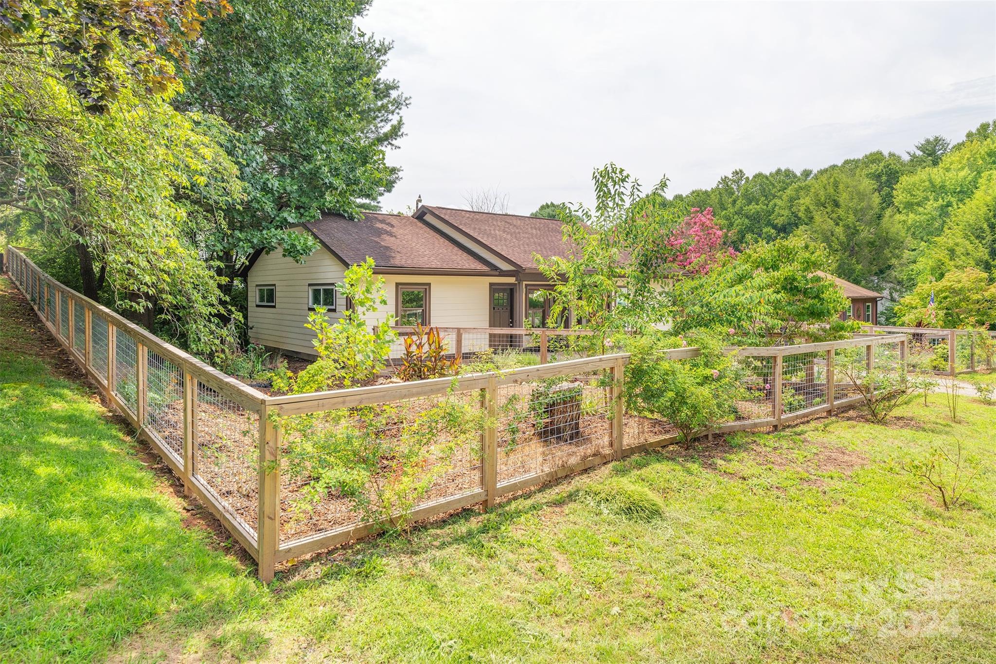 12 Ashwood Drive