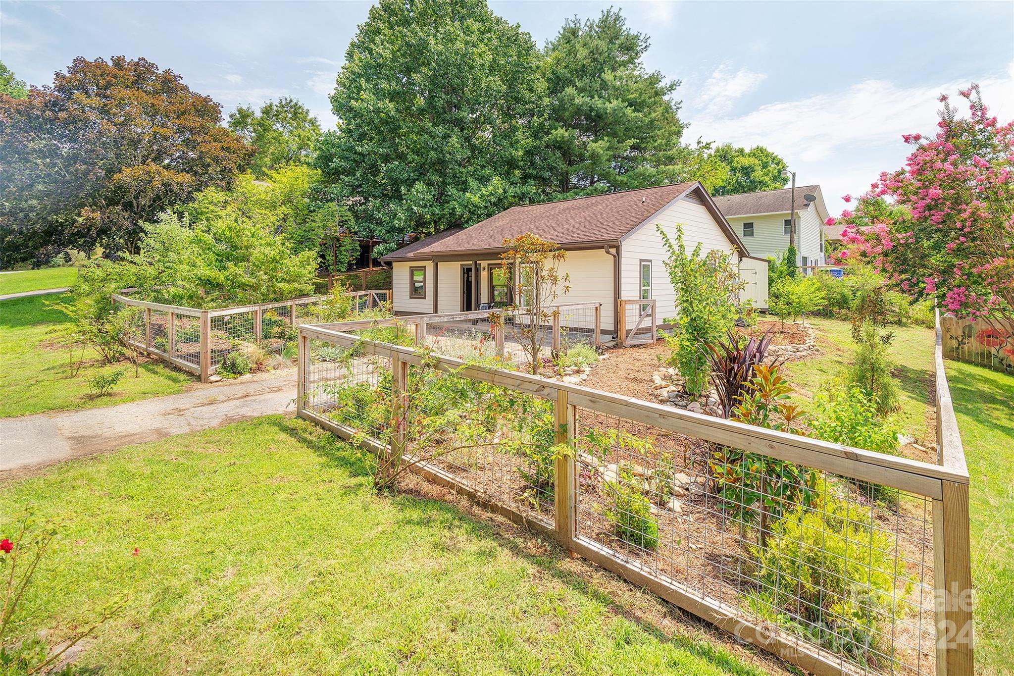 12 Ashwood Drive