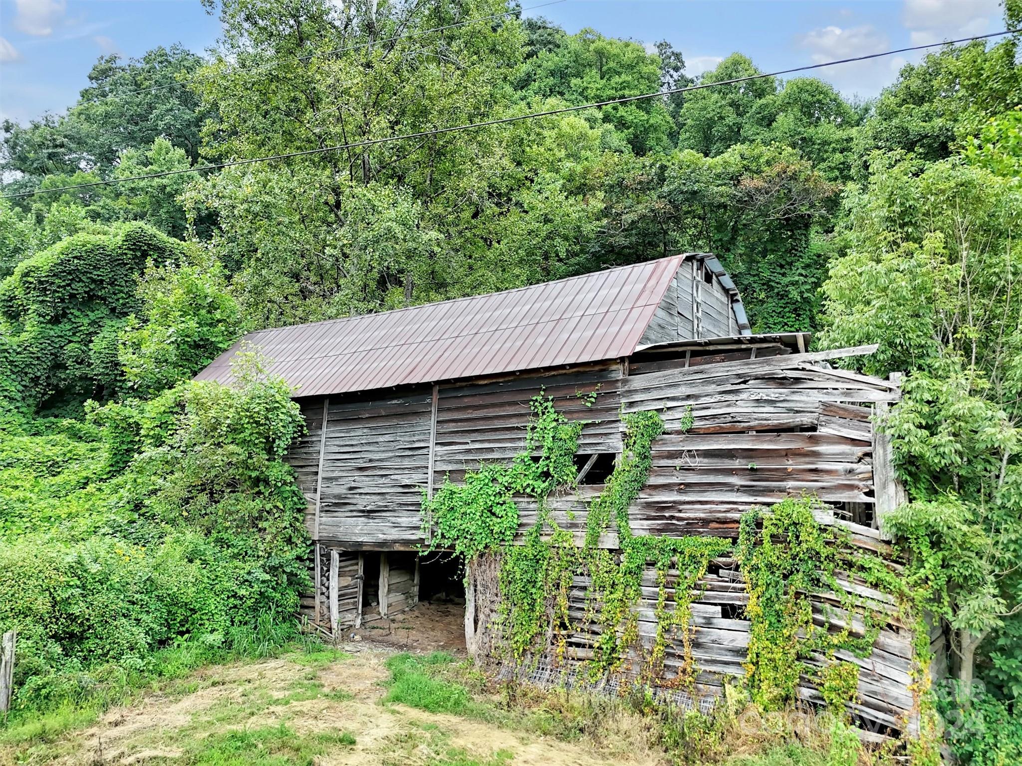 95 Jarrett Cove Road