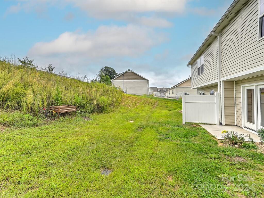 104 Monmouth Way