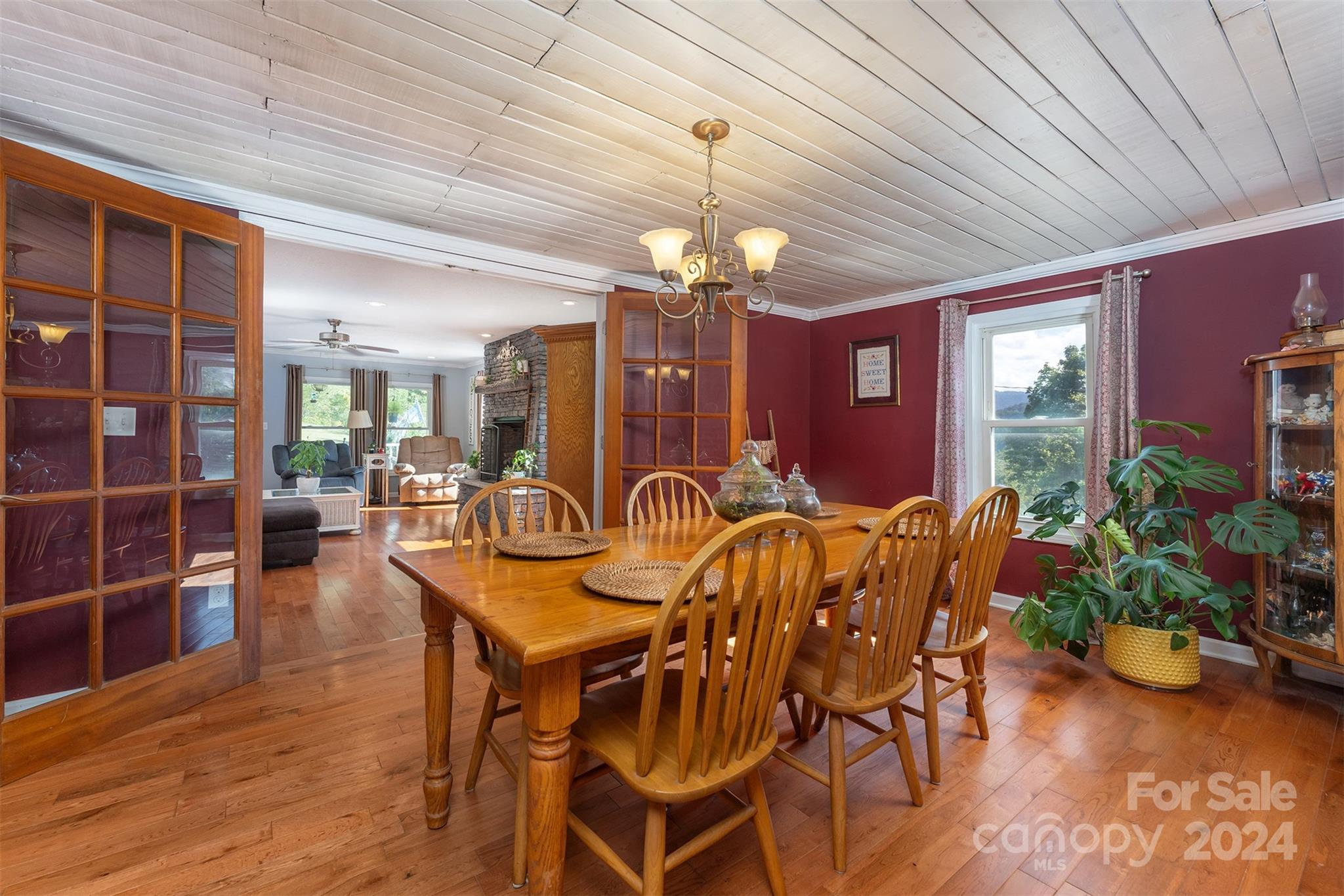 1551 Turnpike Road