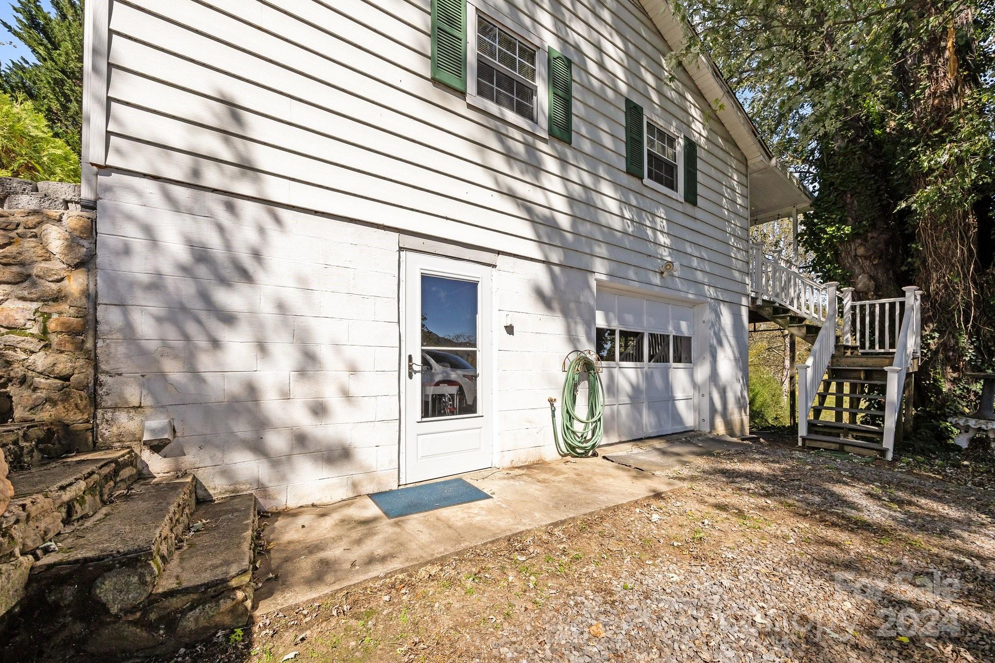 105 Hilltop Farm Road