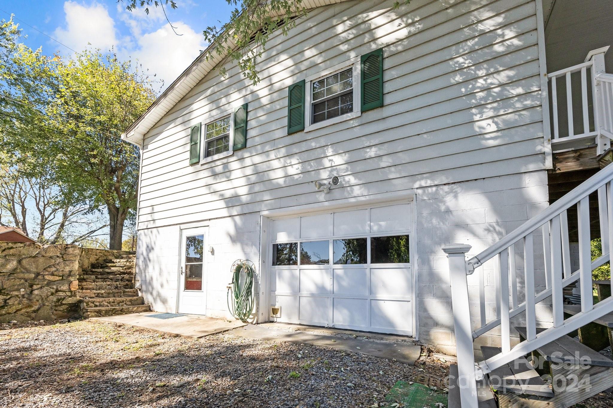 105 Hilltop Farm Road