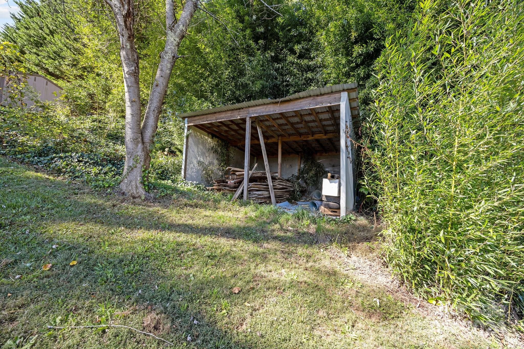 105 Hilltop Farm Road