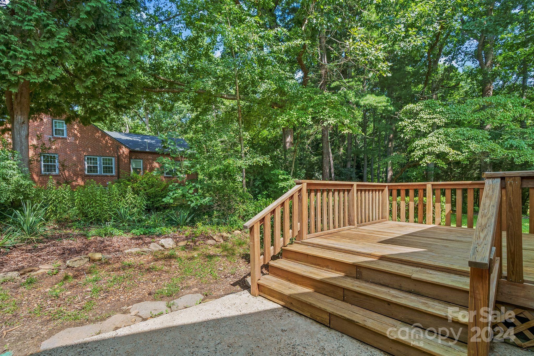 56 Lakewood Drive