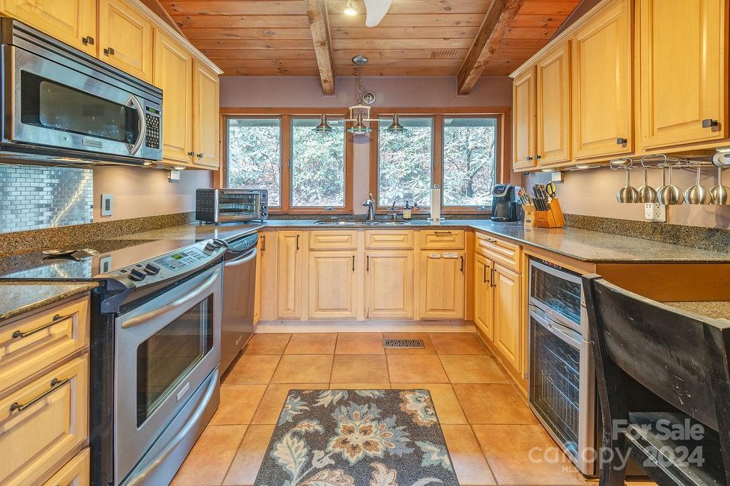 72 Royal Knoll Drive