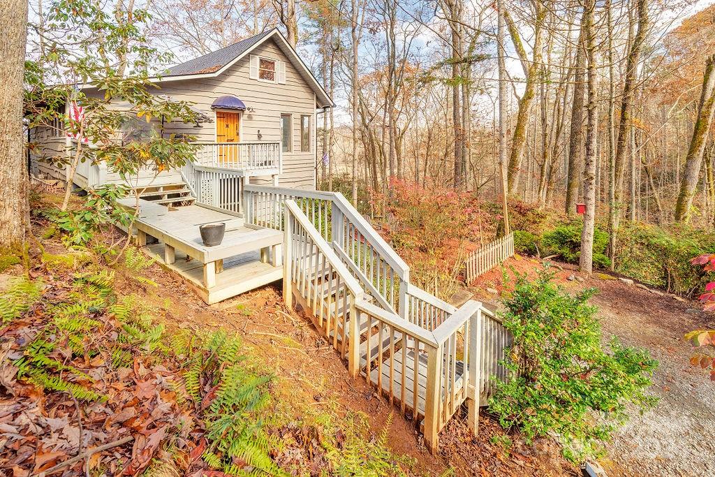 72 Royal Knoll Drive