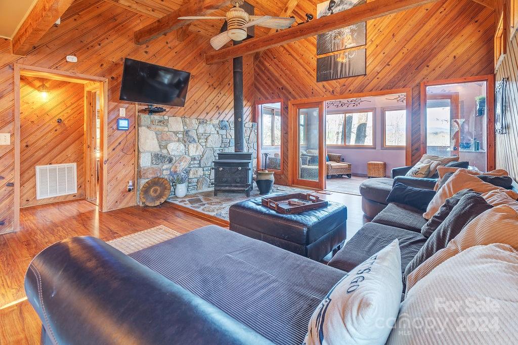 72 Royal Knoll Drive