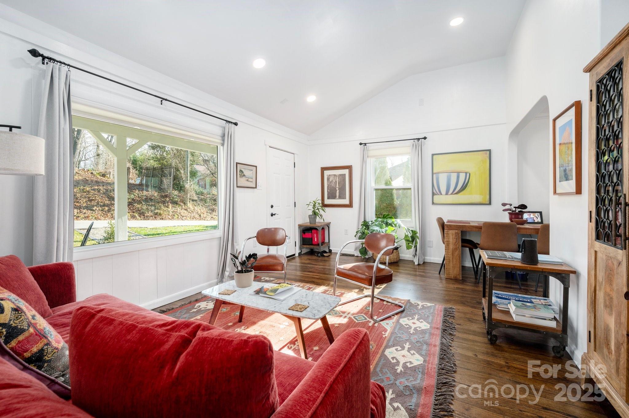 19 Pickwick Road