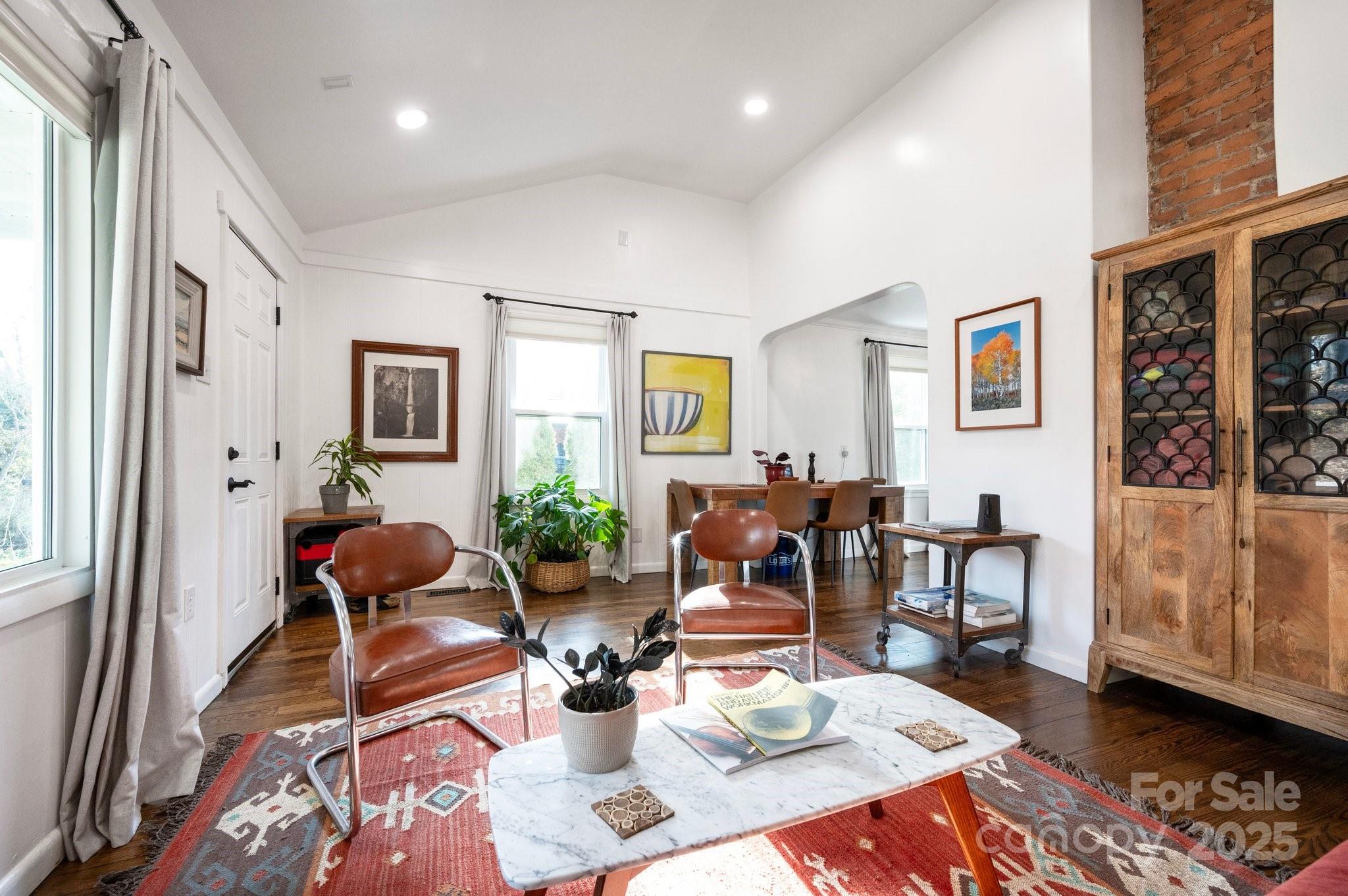 19 Pickwick Road