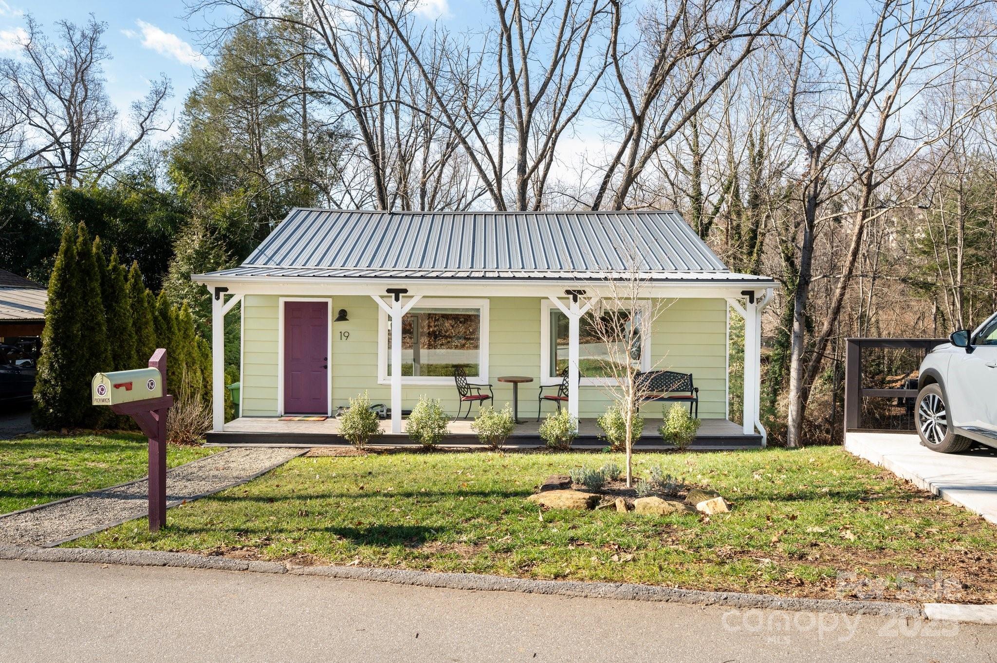 19 Pickwick Road
