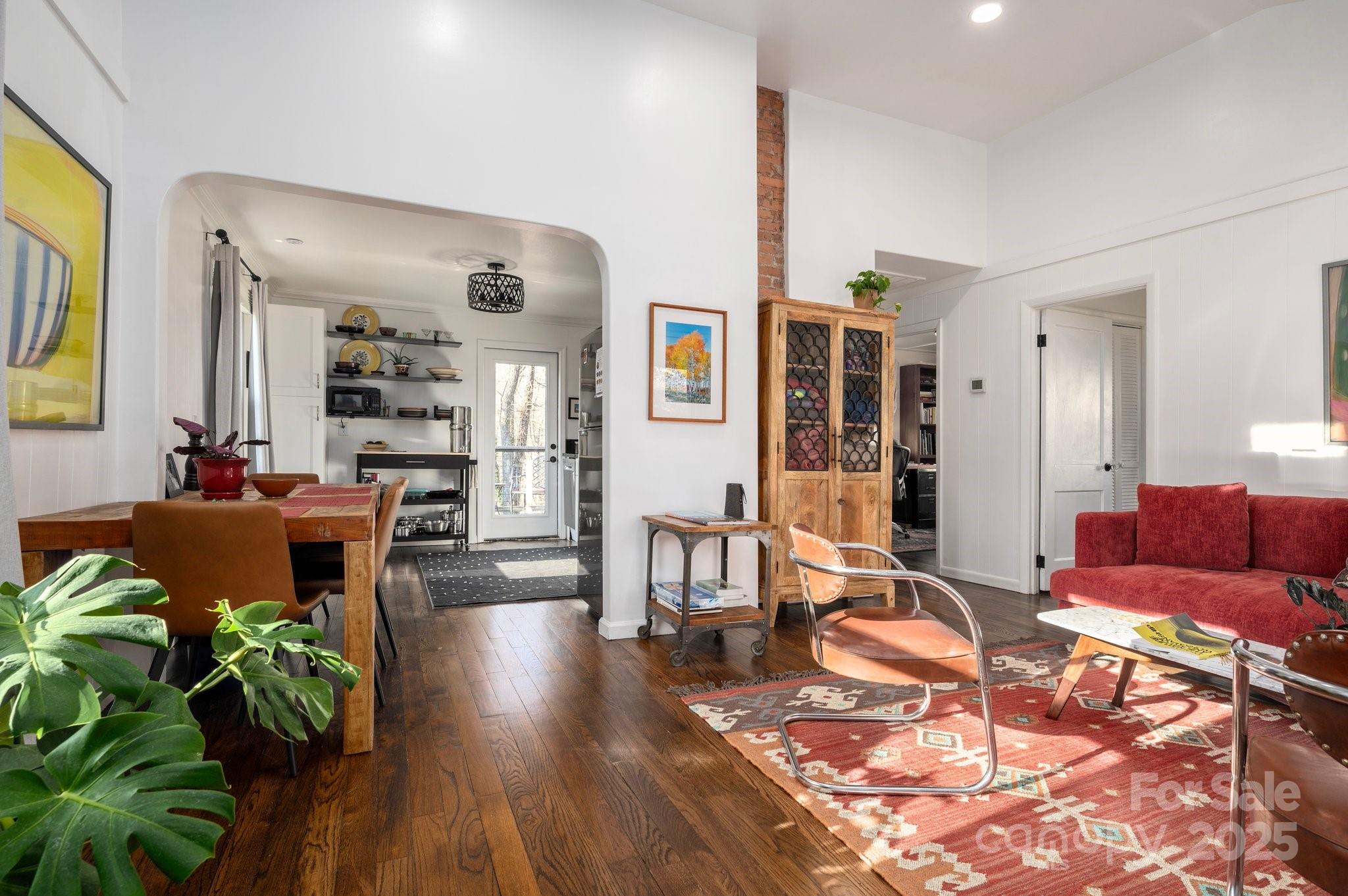 19 Pickwick Road