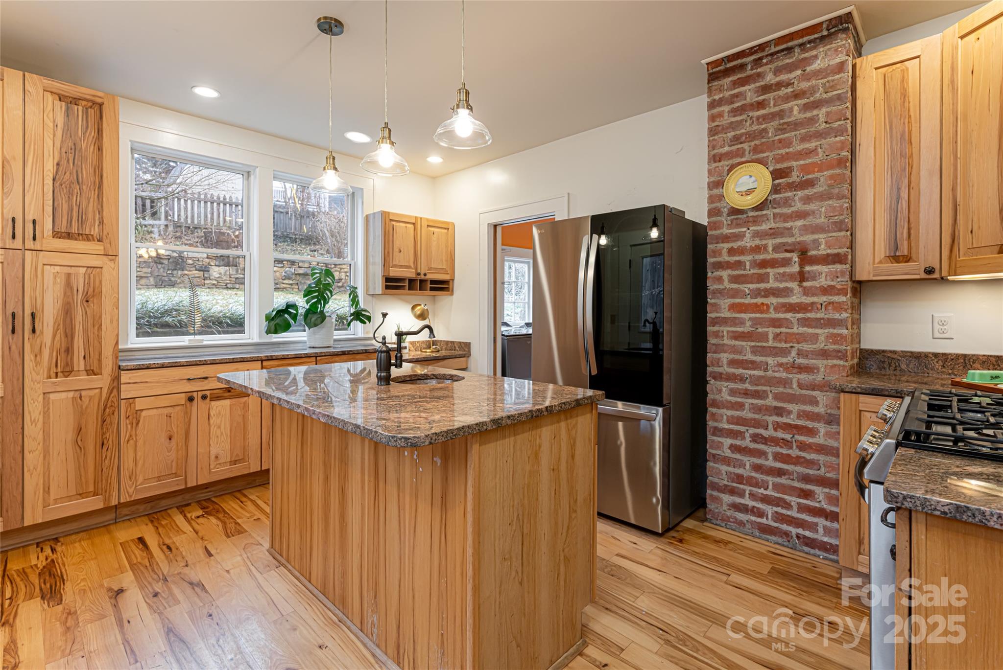 273 Murdock Avenue