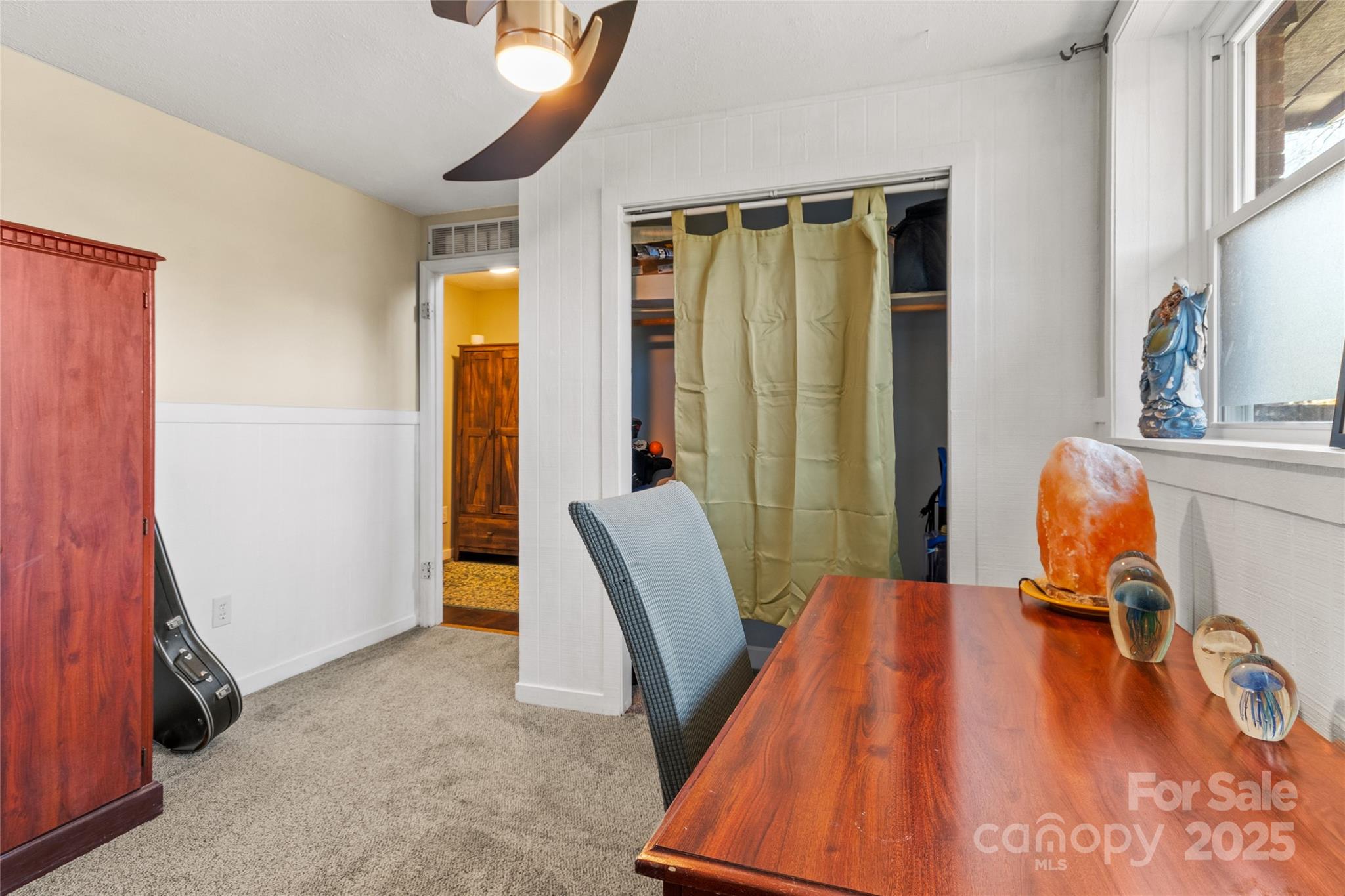 11 Oak Hill Lane