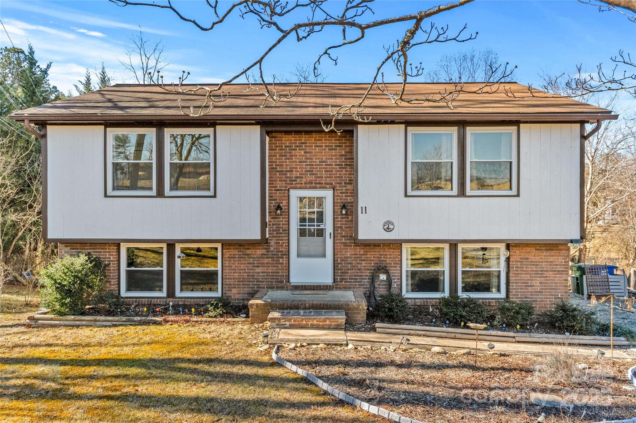 11 Oak Hill Lane