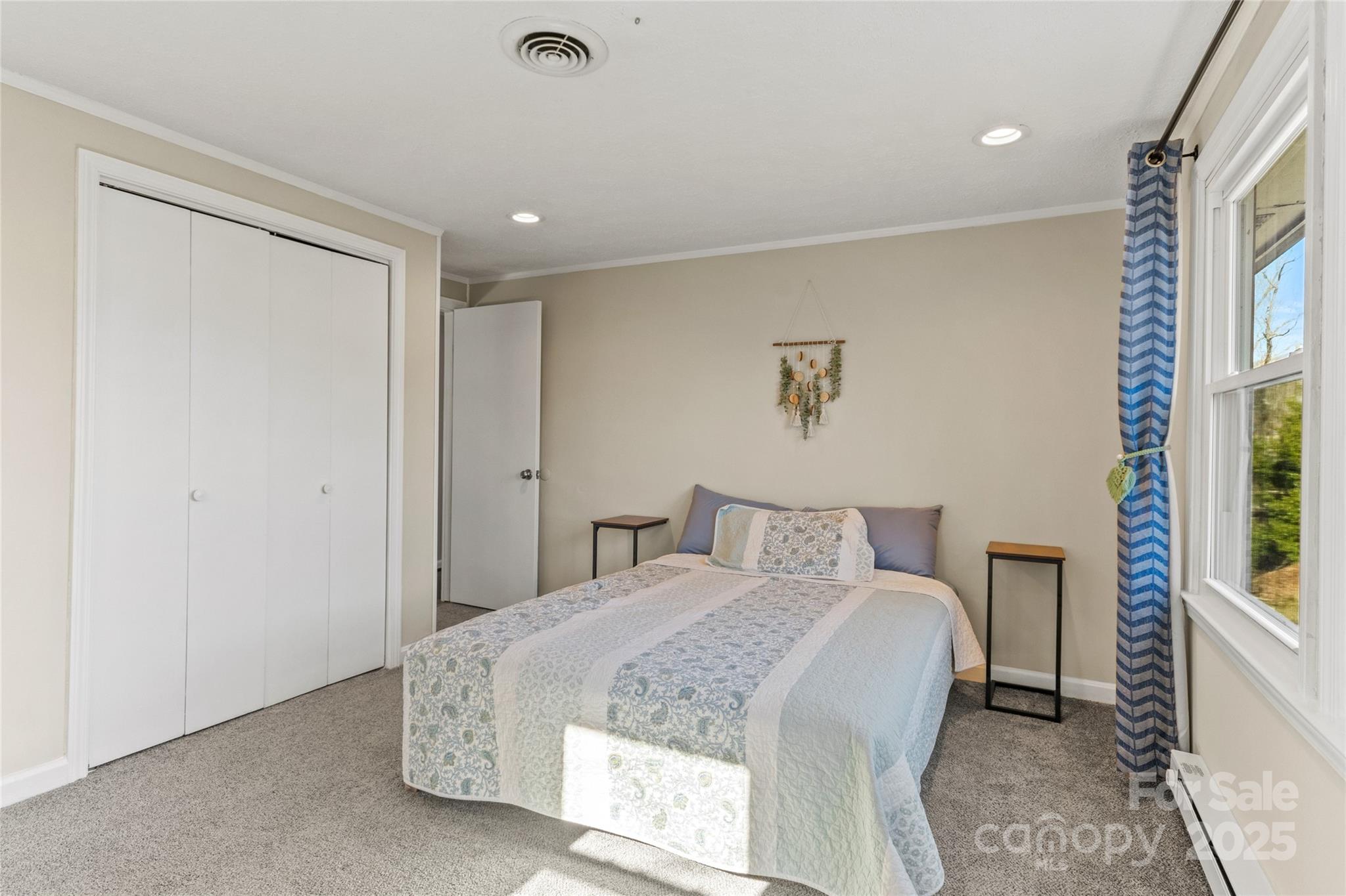 11 Oak Hill Lane
