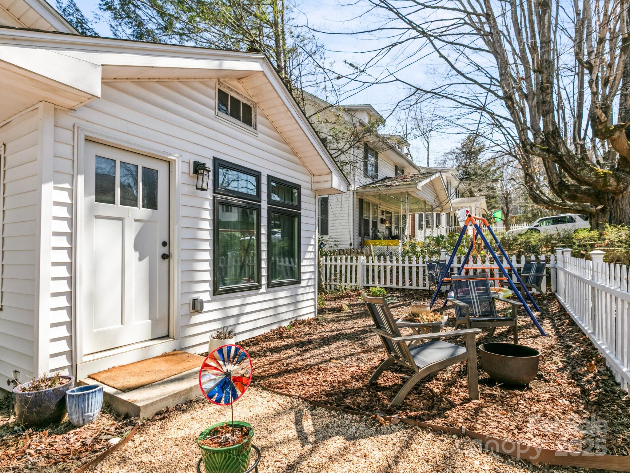 26 Wamboldt Avenue