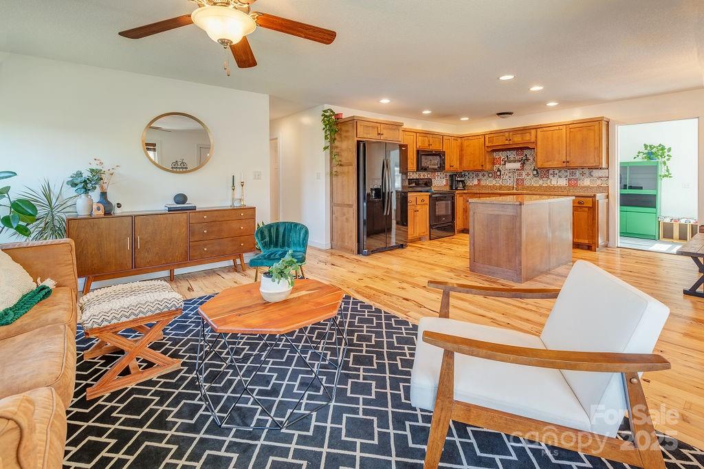 29 Herringbone Drive