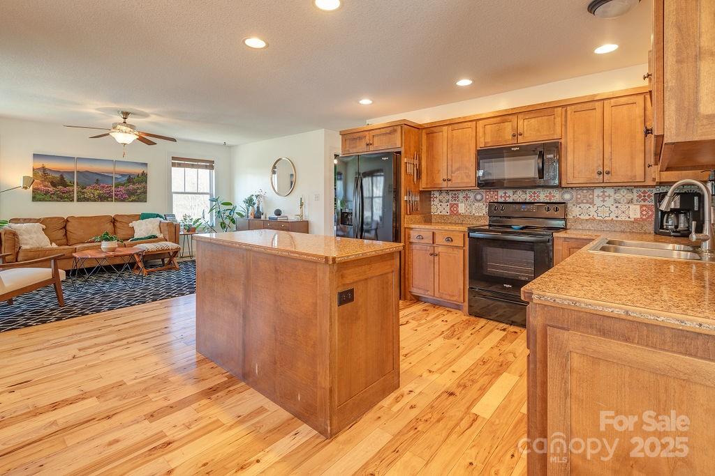 29 Herringbone Drive