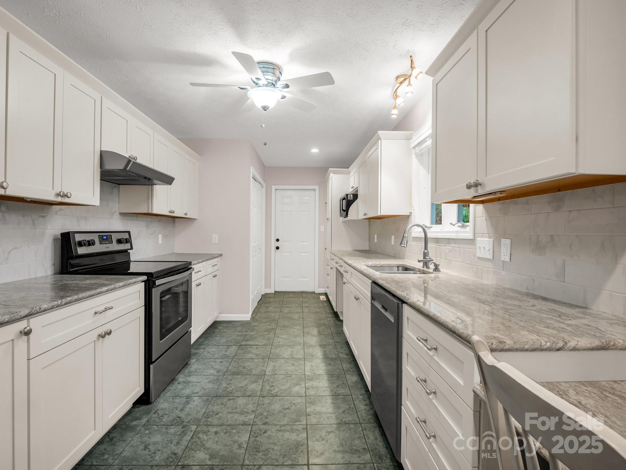 49 Grey Fox Trail