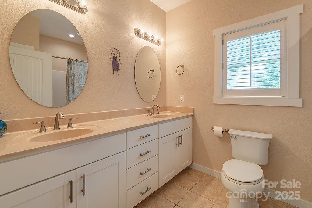 104 Bobby Ridge Drive