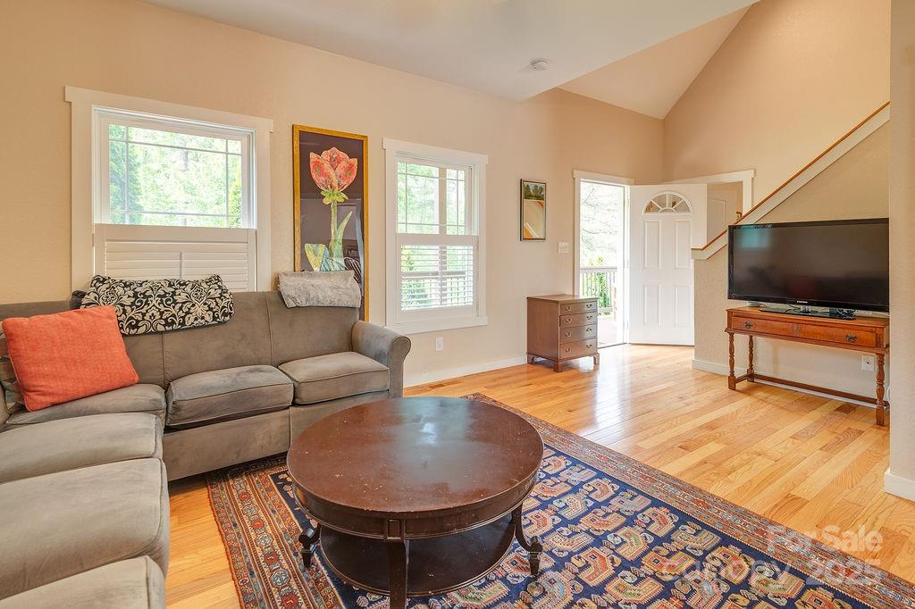 104 Bobby Ridge Drive