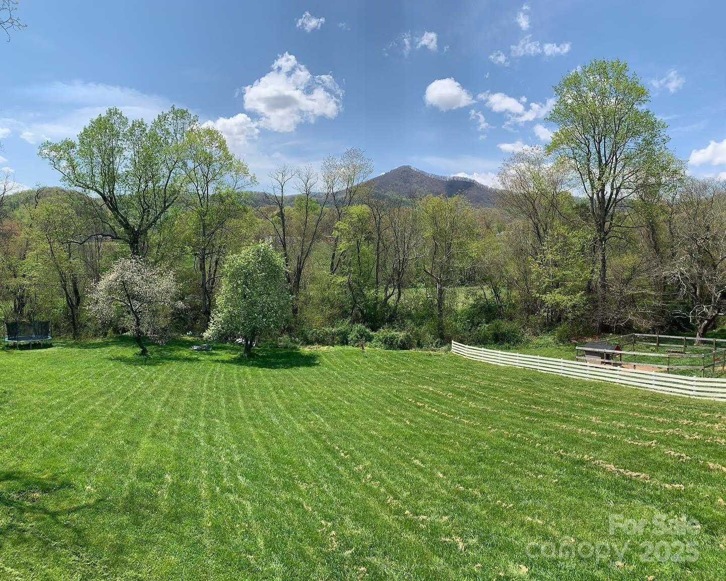 123 Dapple Road
