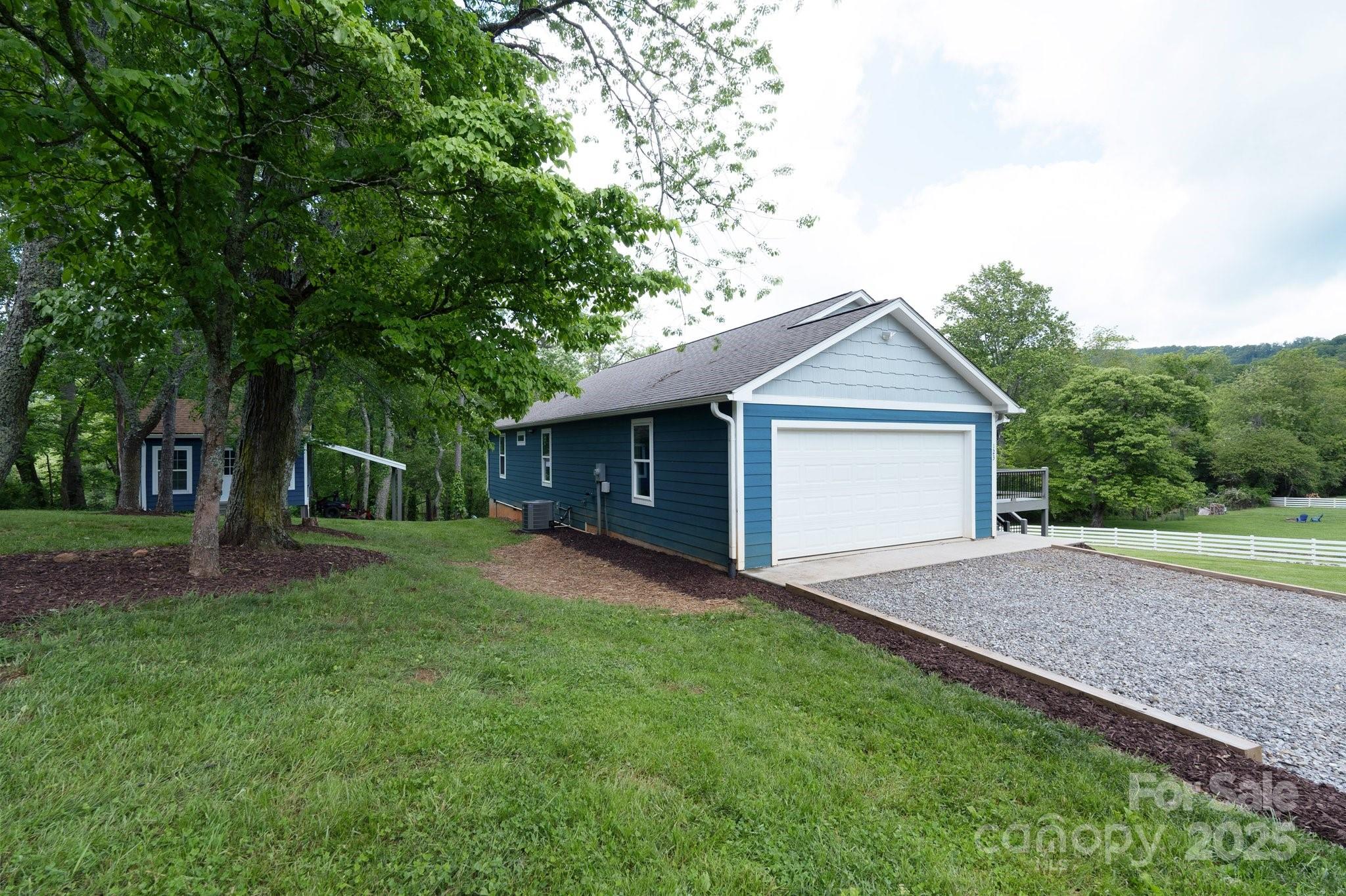 123 Dapple Road