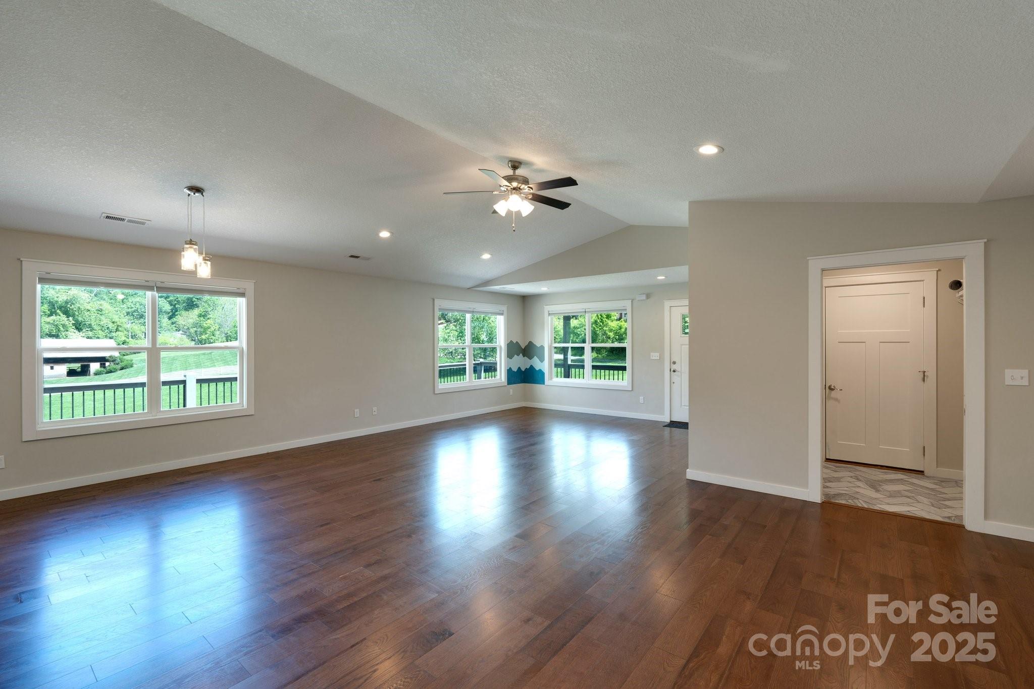 123 Dapple Road