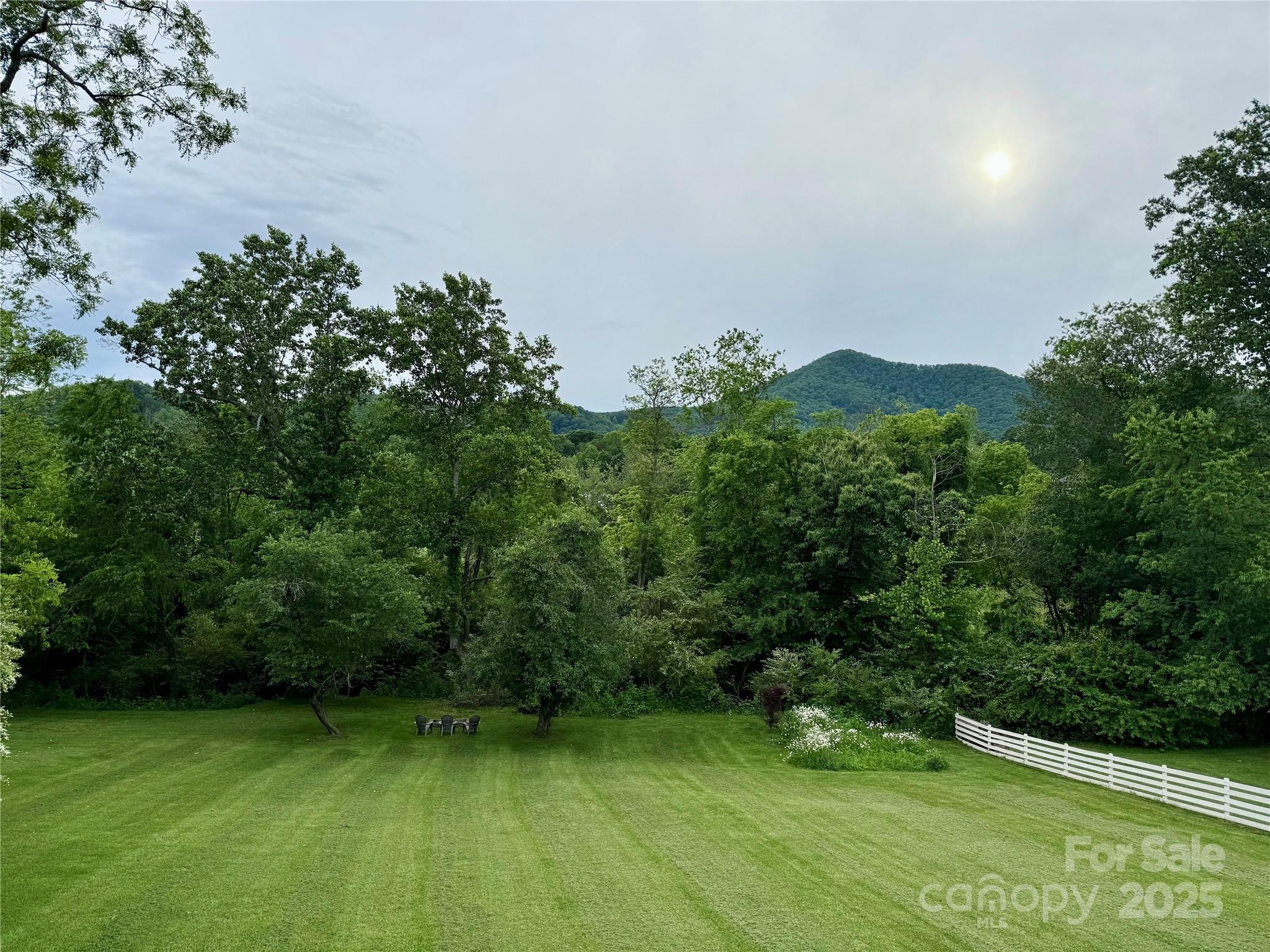 123 Dapple Road