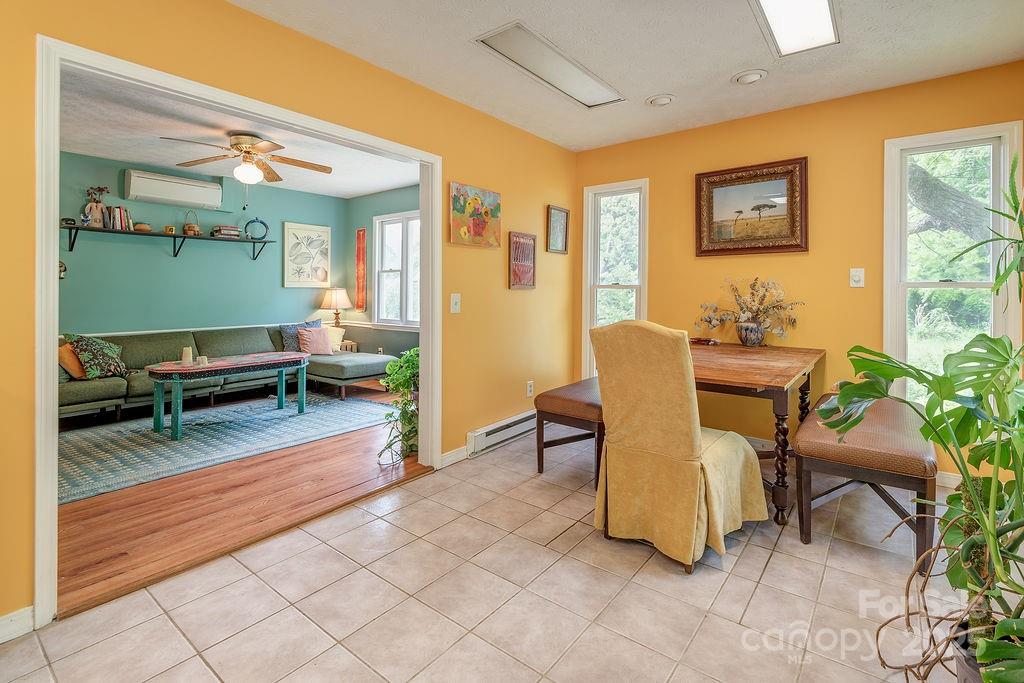 124 Beaverdam Loop Road