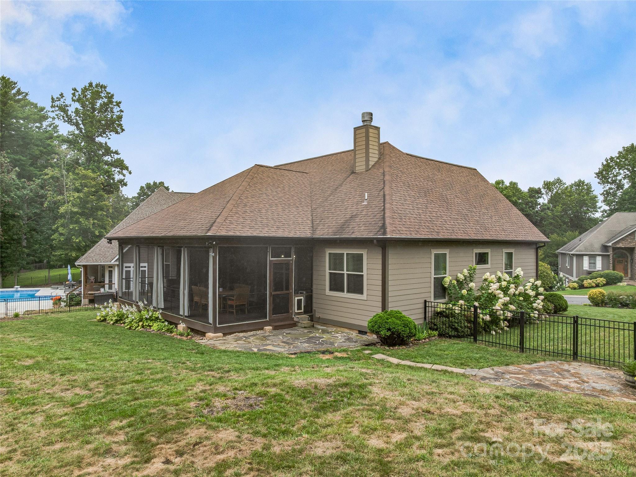 88 Ledgestone Drive