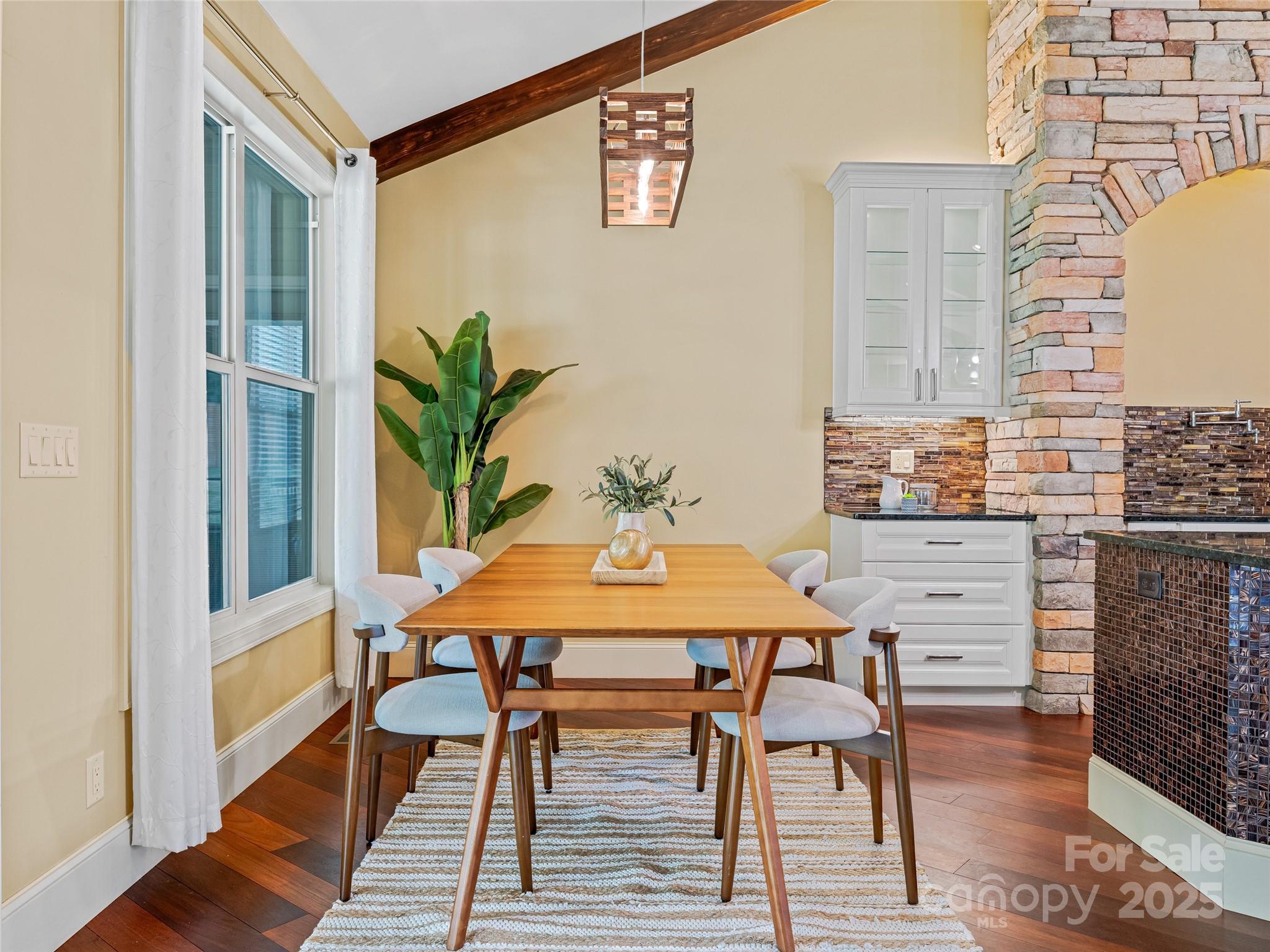 88 Ledgestone Drive