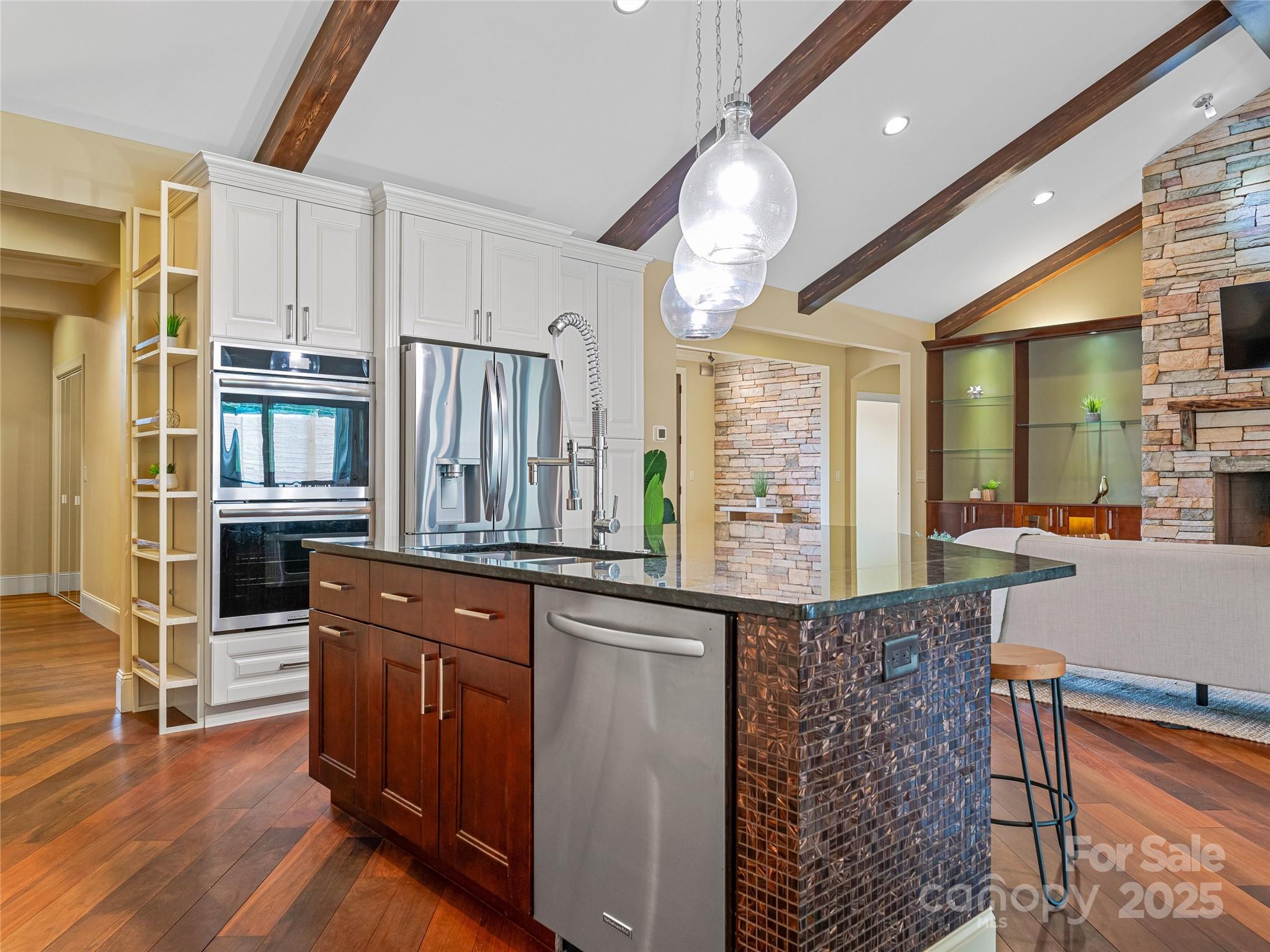 88 Ledgestone Drive