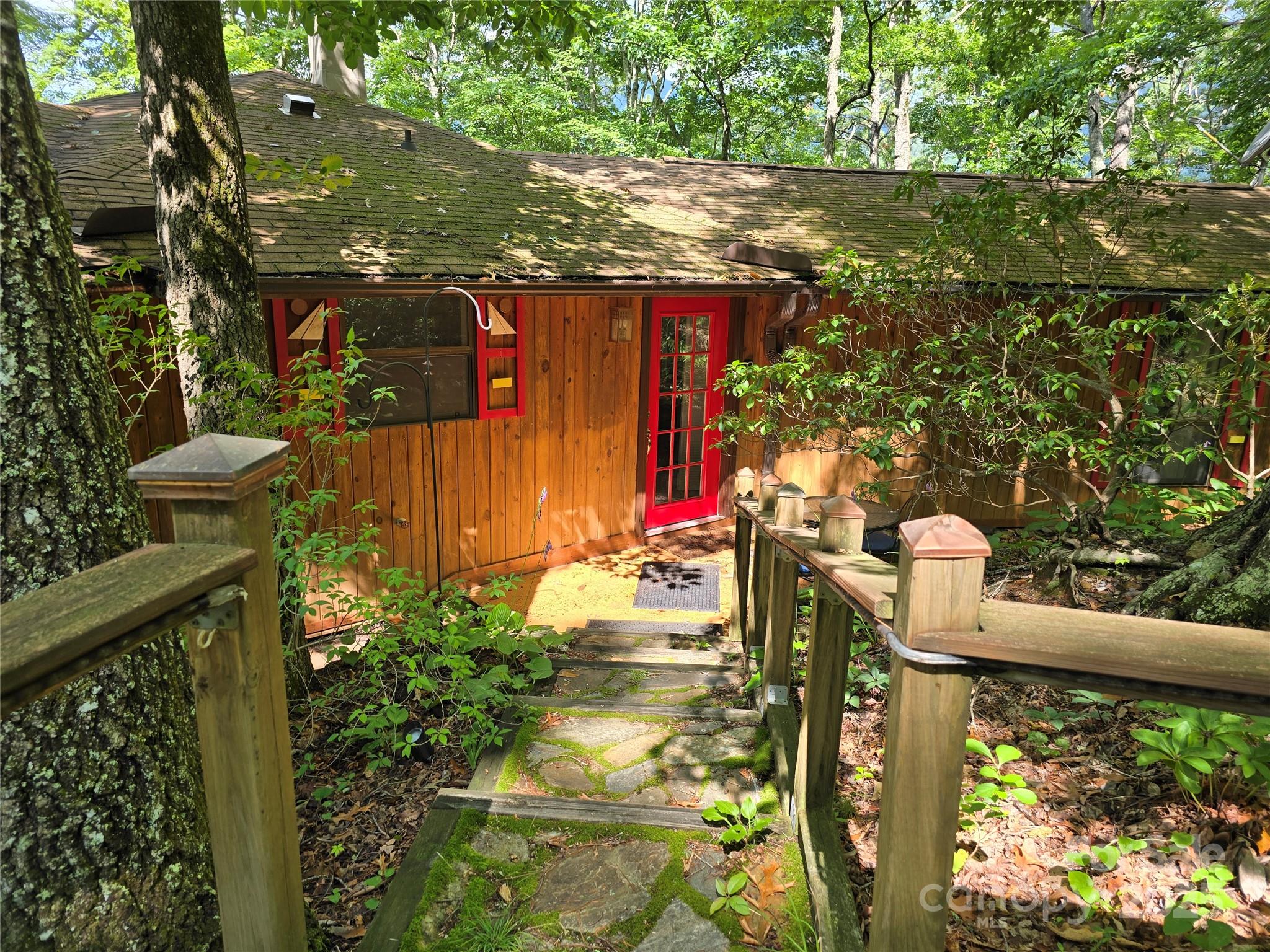 12 White Oak Trail