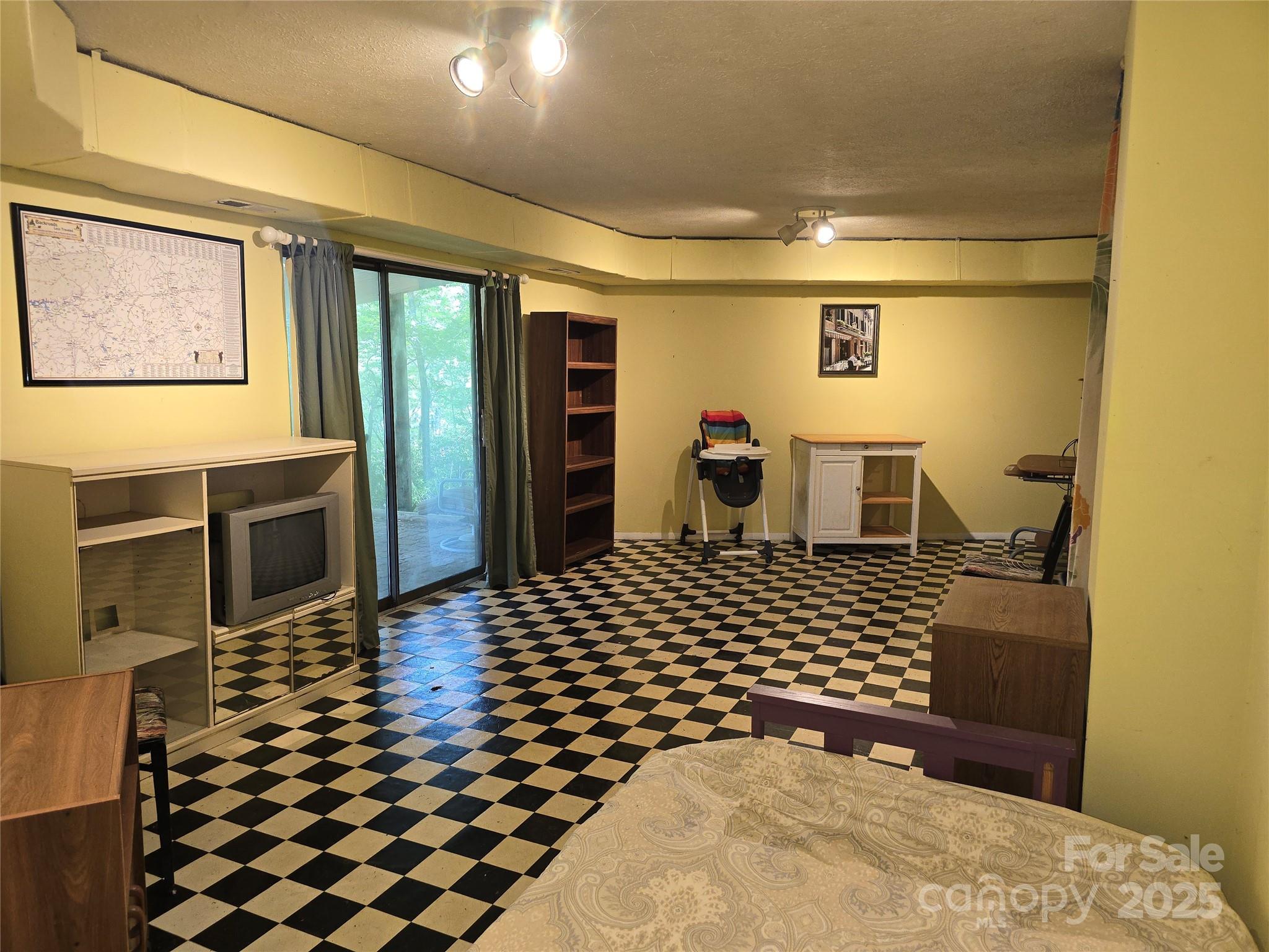 12 White Oak Trail