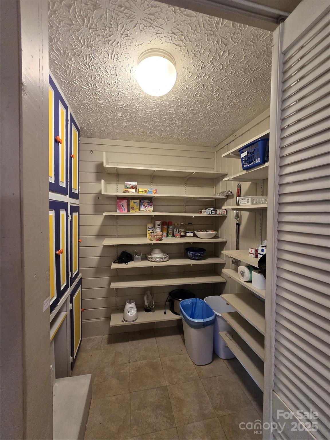 12 White Oak Trail